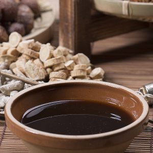 Makîneya pakkirinê ya hilbera şilavê ya tevlihev a otomatîkî